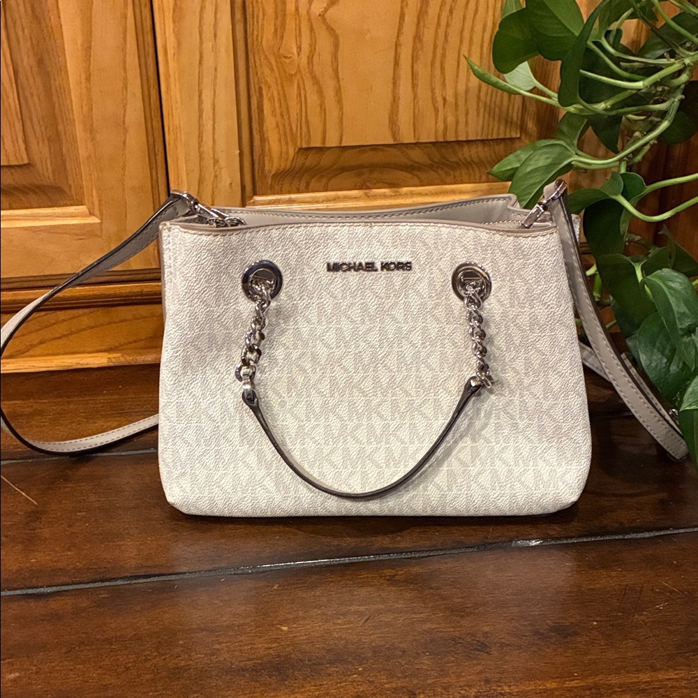 Michael Kors Ivory & Beige/Grey & Silver Teagen Messenger Shoulder Bag (ABBA)